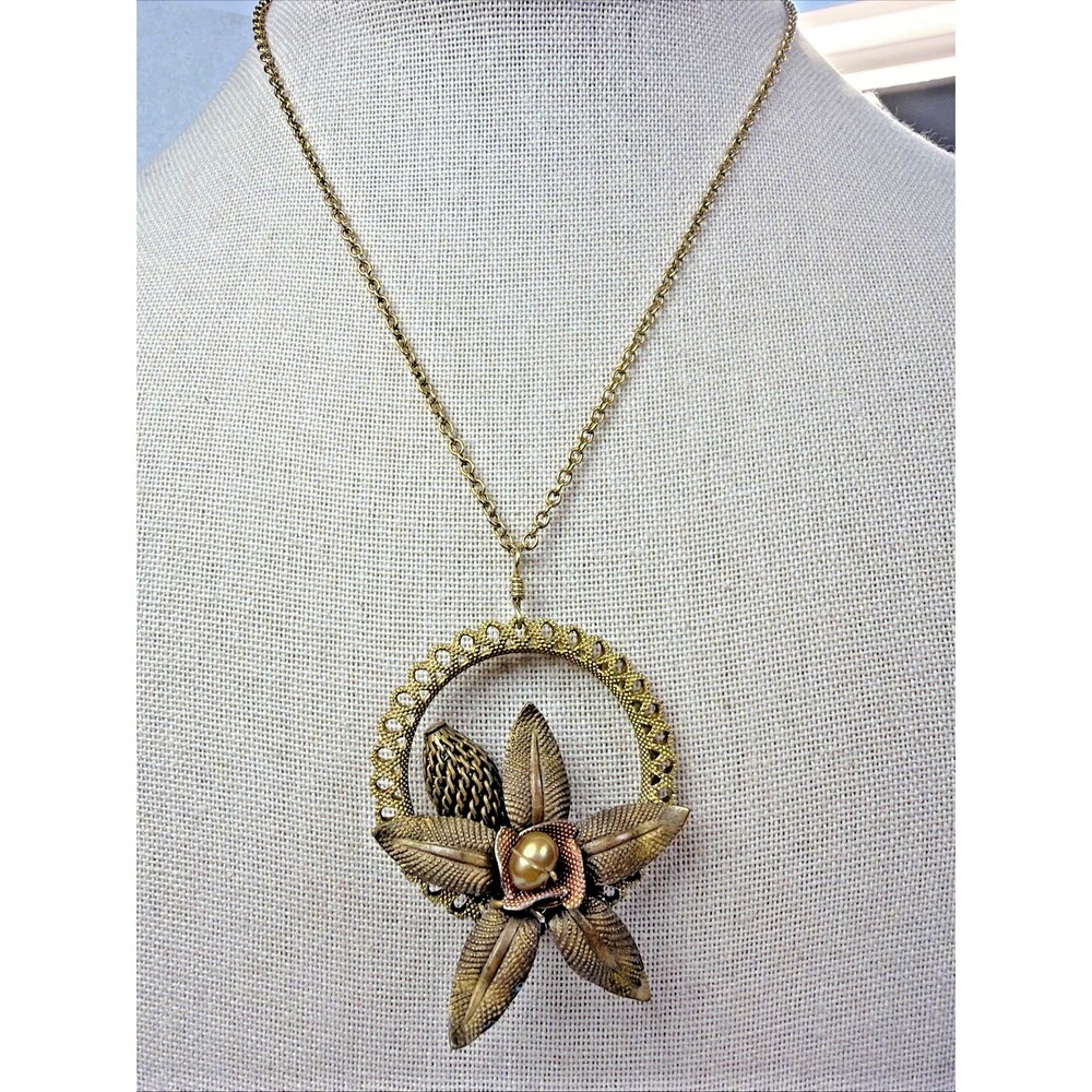 Vintage Gold Tone Floral Pendant Necklace Ornate Filigree Flower Boho Statement